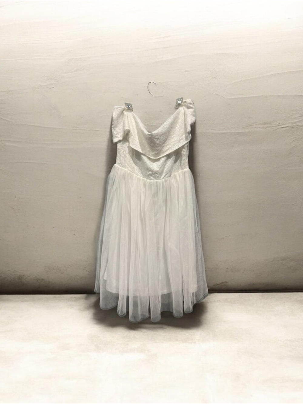 Chic Soul White Strapless Sparkle Tulle Dress
